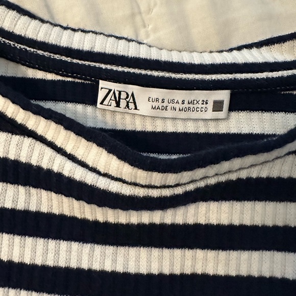 Navy blue stripped crop - Picture 2 of 2